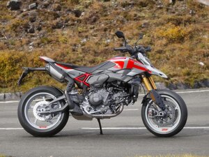 2027 Ducati Hypermotard V2 SP