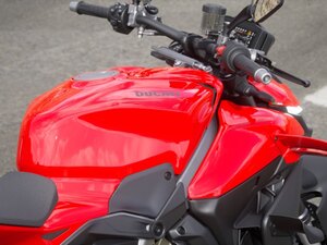 2027 Ducati Streetfighter V4 Ducati Red
