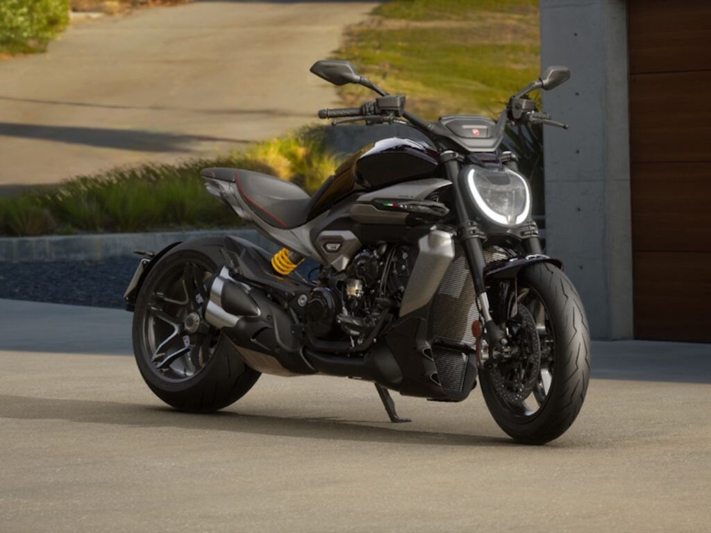2027 Ducati XDiavel V4 Black Lava