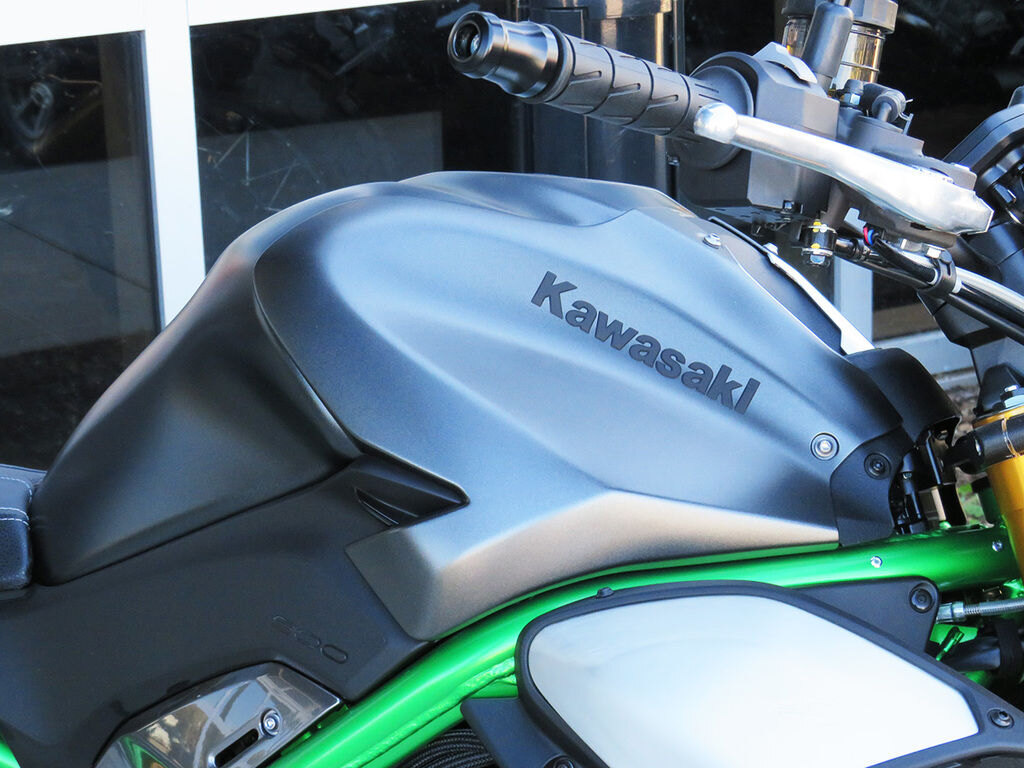 2026 Kawasaki Z900 SE