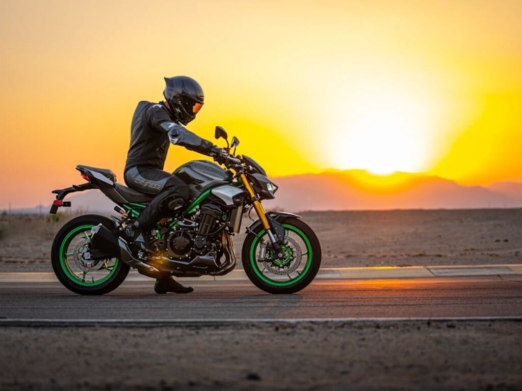 2026 Kawasaki Z900 SE