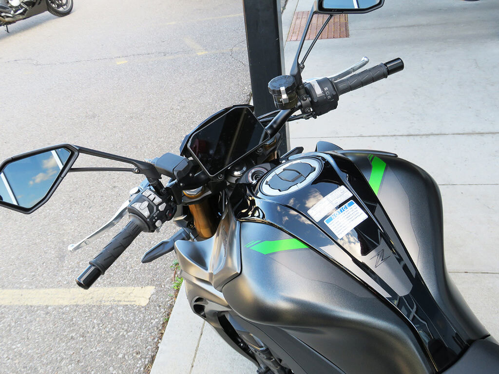 2026 Kawasaki Z1100 SE