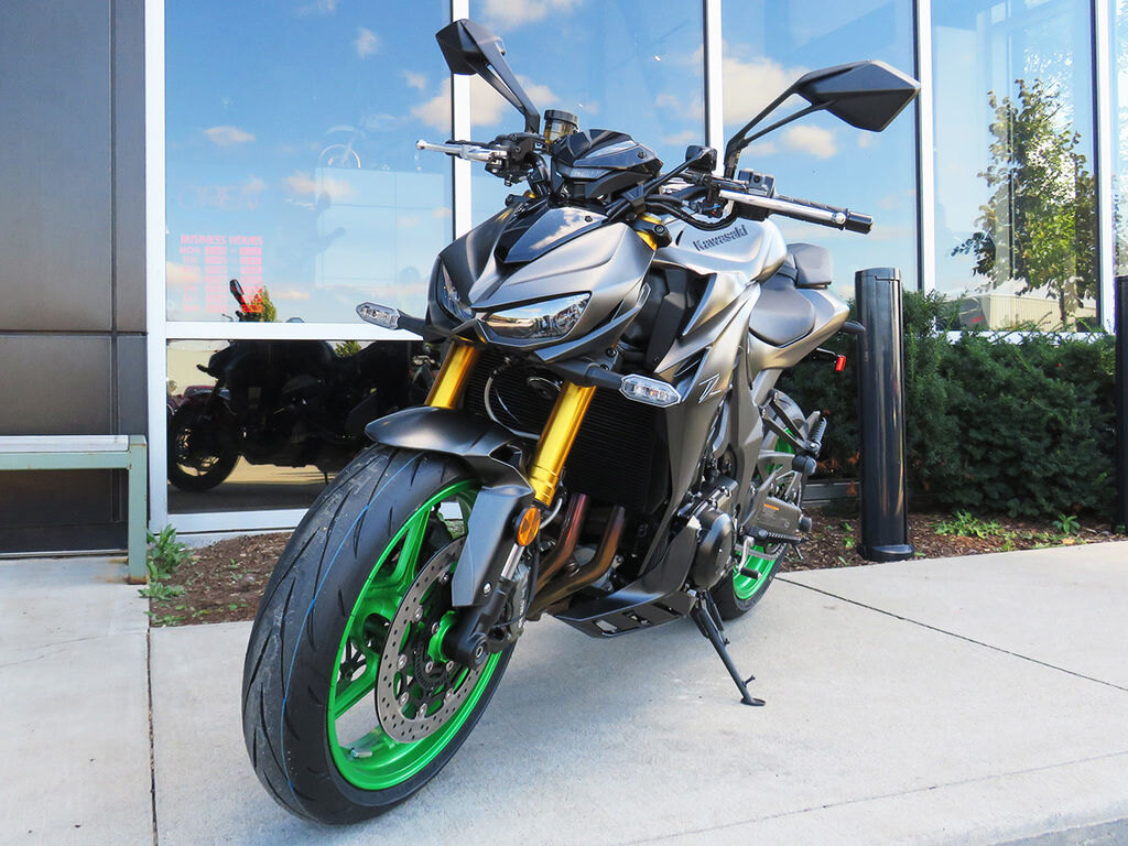 2026 Kawasaki Z1100 SE