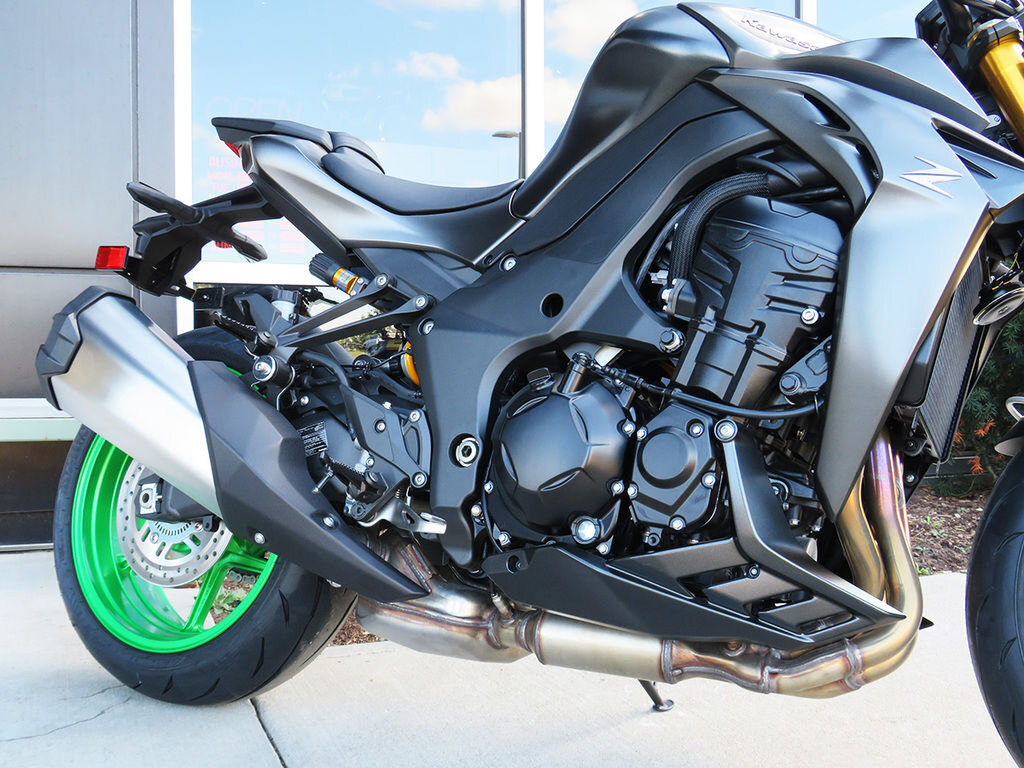 2026 Kawasaki Z1100 SE
