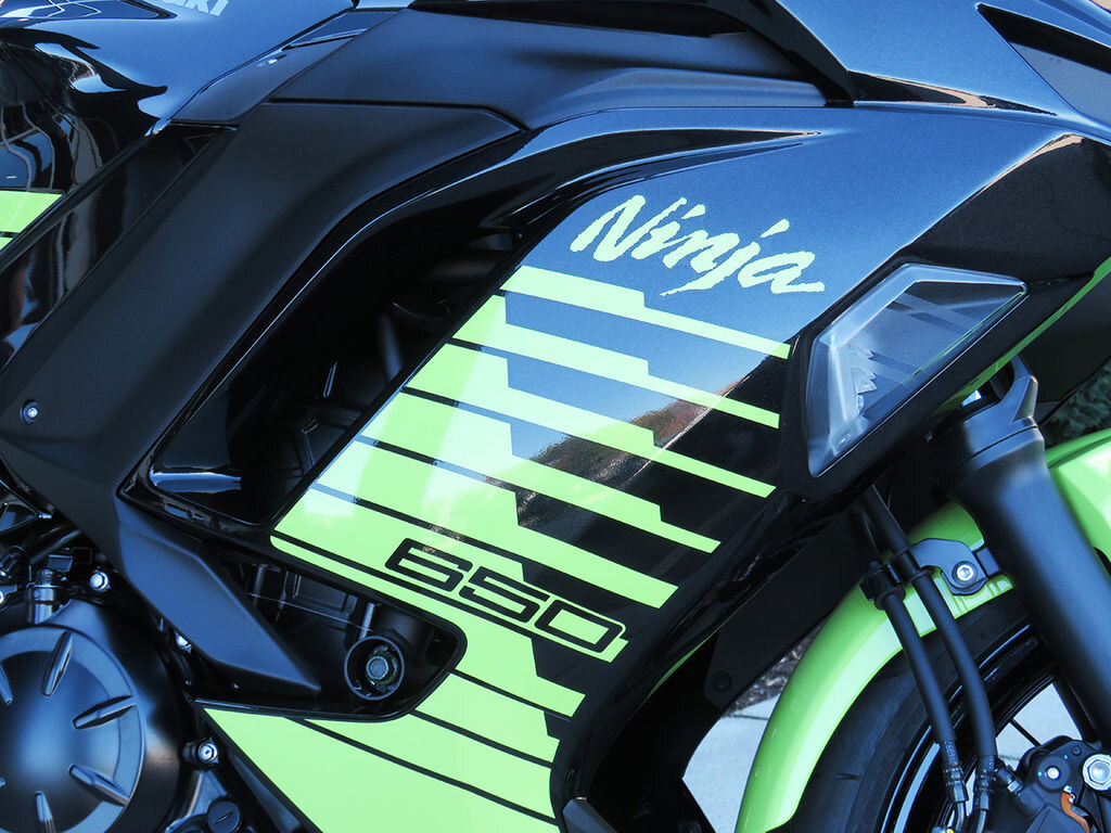 2026 Kawasaki Ninja 650 Metallic Yellowish Green