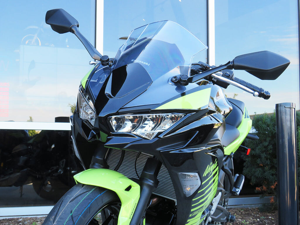 2026 Kawasaki Ninja 650 Metallic Yellowish Green