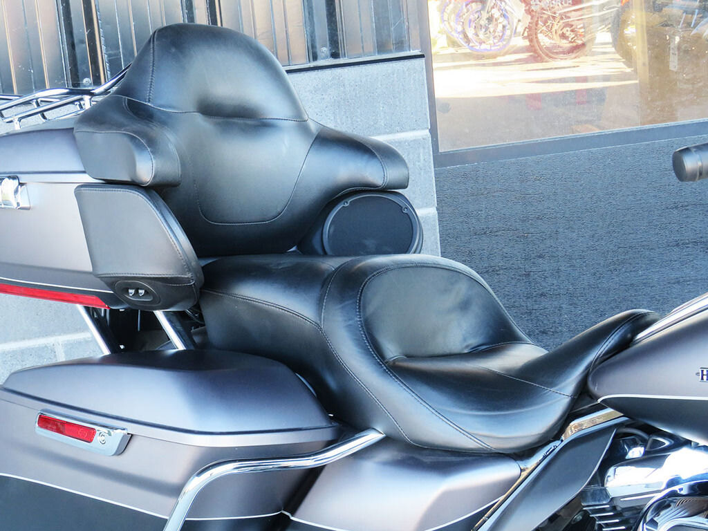 2017 Harley Davidson FLHTK Ultra Limited