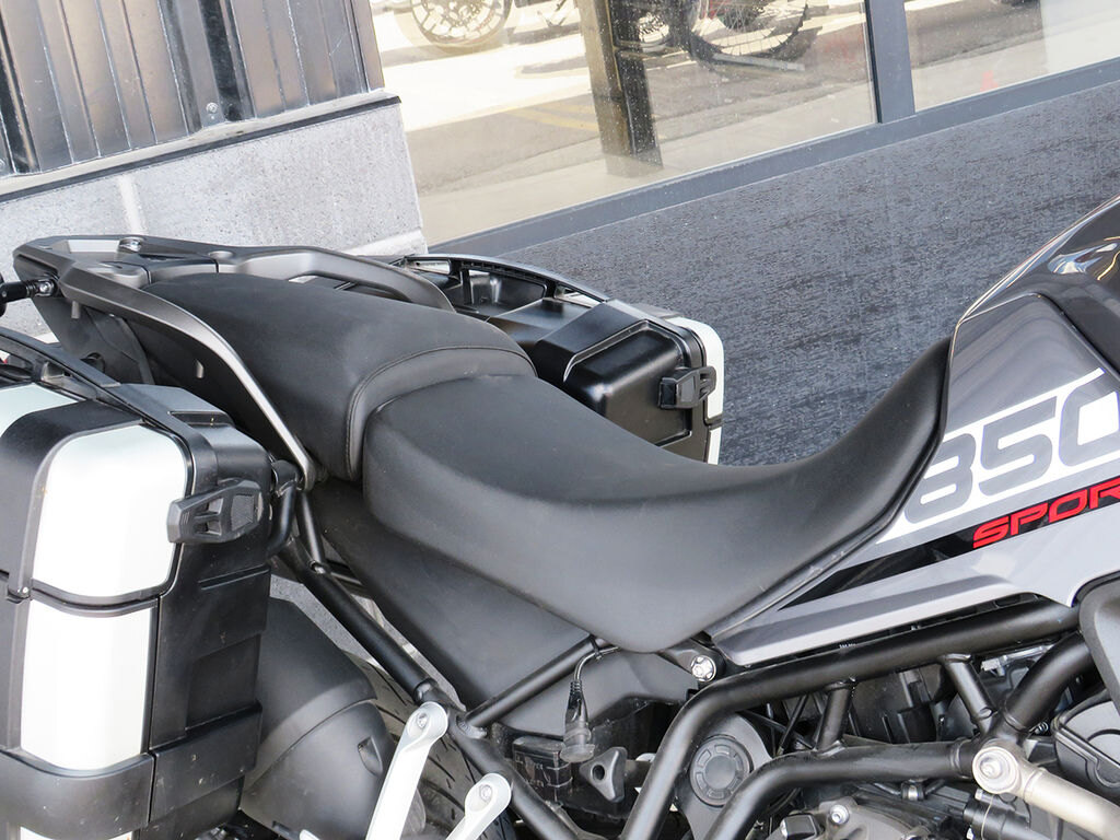 2021 Triumph Tiger 850 Sport Graphite Diablo Red