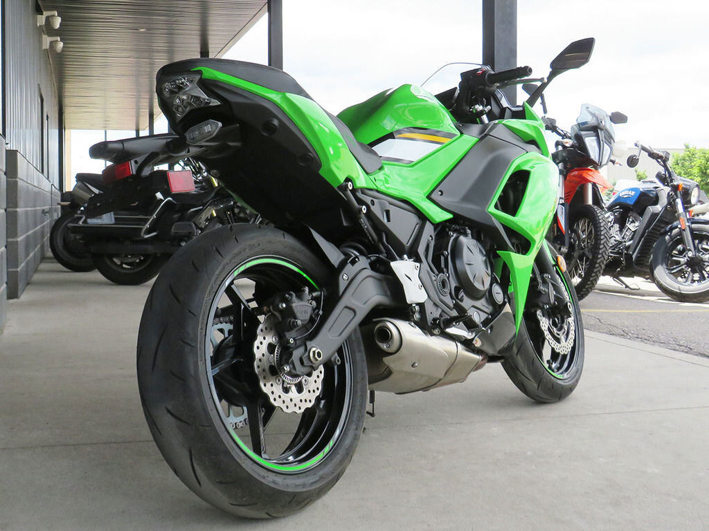 2025 Kawasaki Ninja 650 KRT Edition