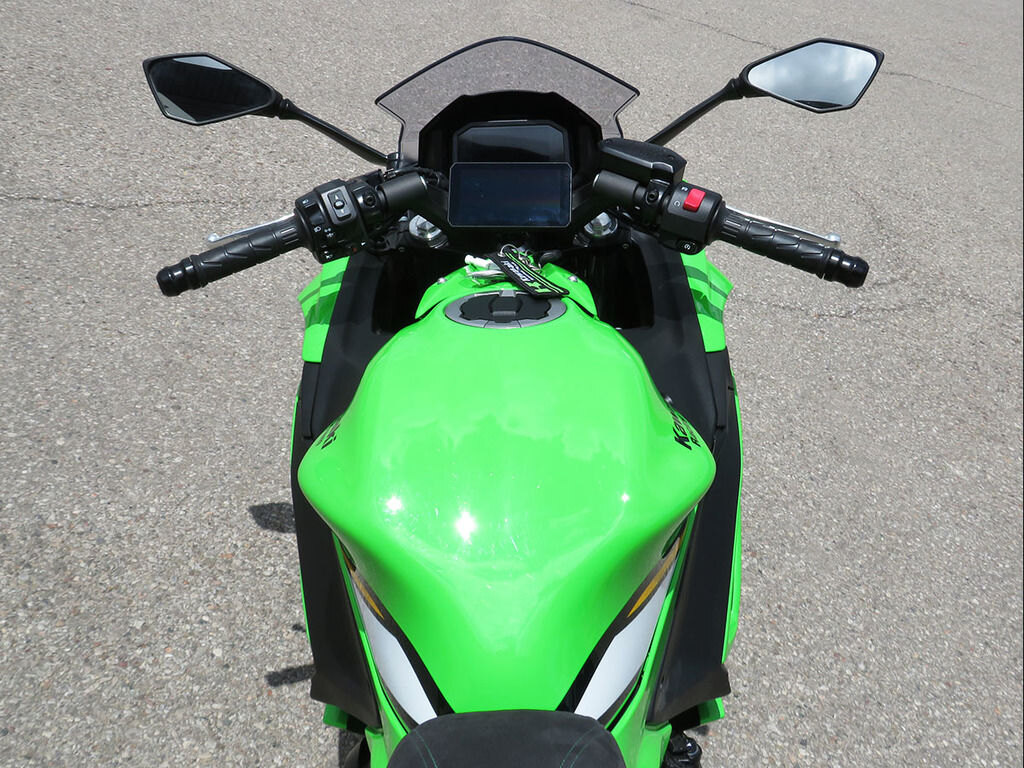 2025 Kawasaki Ninja 650 KRT Edition