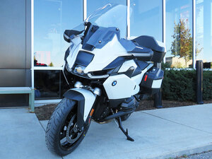 2027 BMW R 1300 RT Alpine white 3