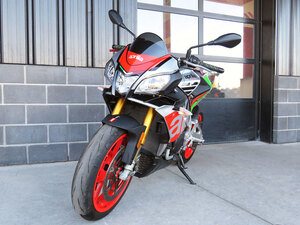 2017 Aprilia Tuono V4 1100 Factory ABS