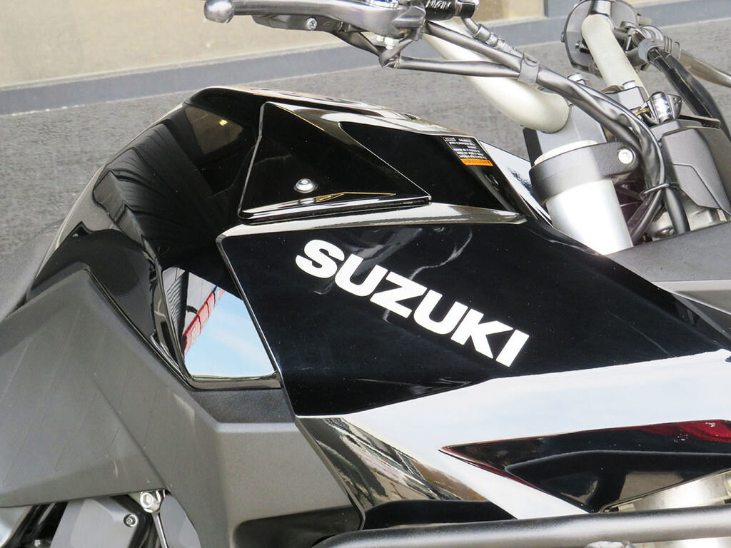 2024 Suzuki V Strom 800