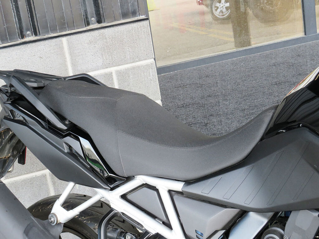 2024 Suzuki V Strom 800