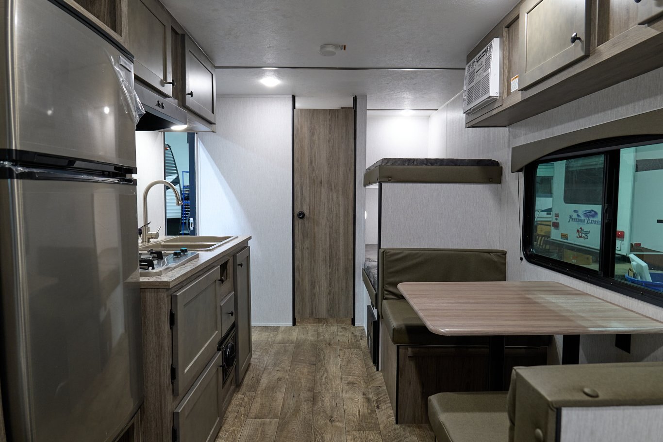 2025 Sunset Park Rv Sun Lite Ltd 19BH