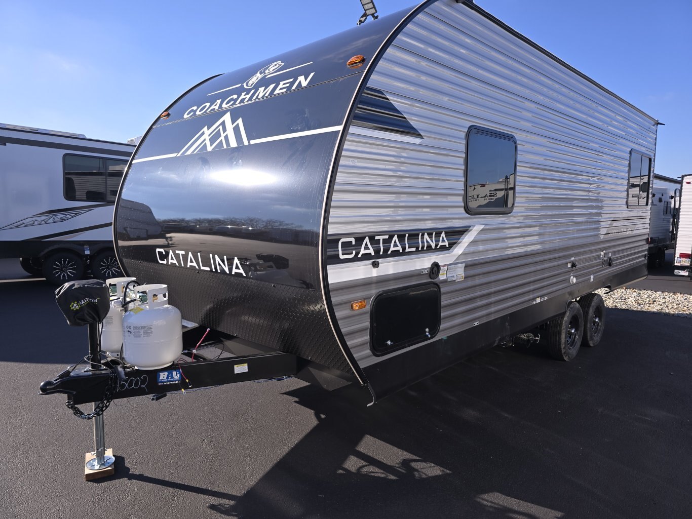 2025 Coachmen Catalina Summit Series 8 221EPIC