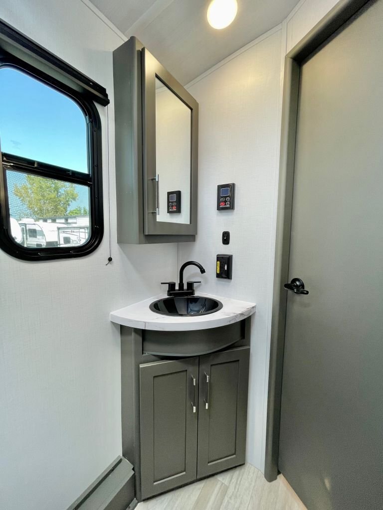 2025 Keystone Rv Bullet Classic 2290BH