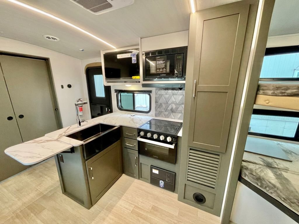 2025 Keystone Rv Bullet Classic 2290BH