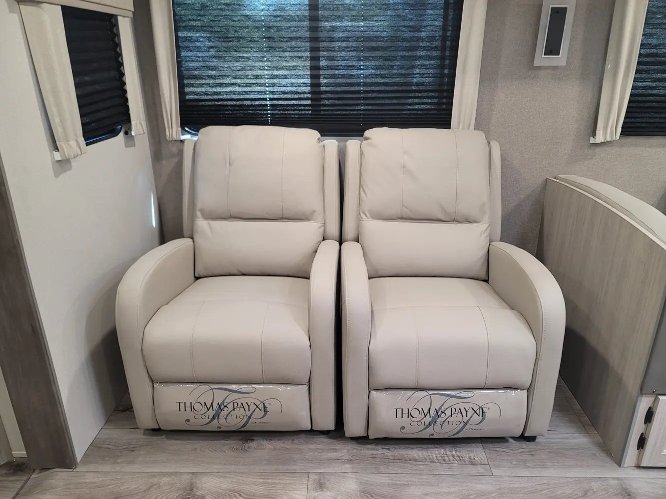 2025 COACHMEN CATALINA 39MKTS