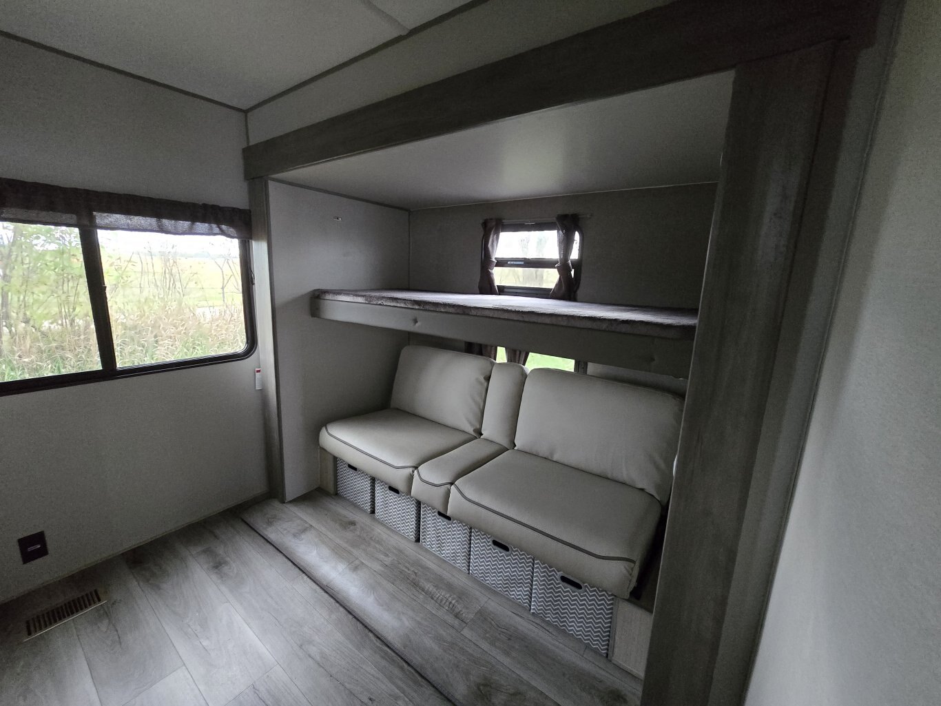 2025 COACHMEN CATALINA 40BHTS