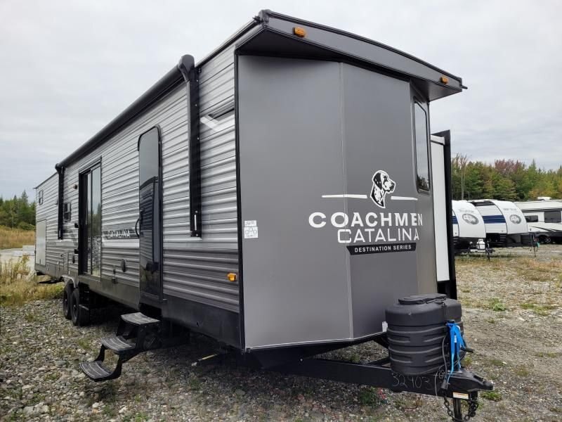 2025 COACHMEN CATALINA 40BHTS