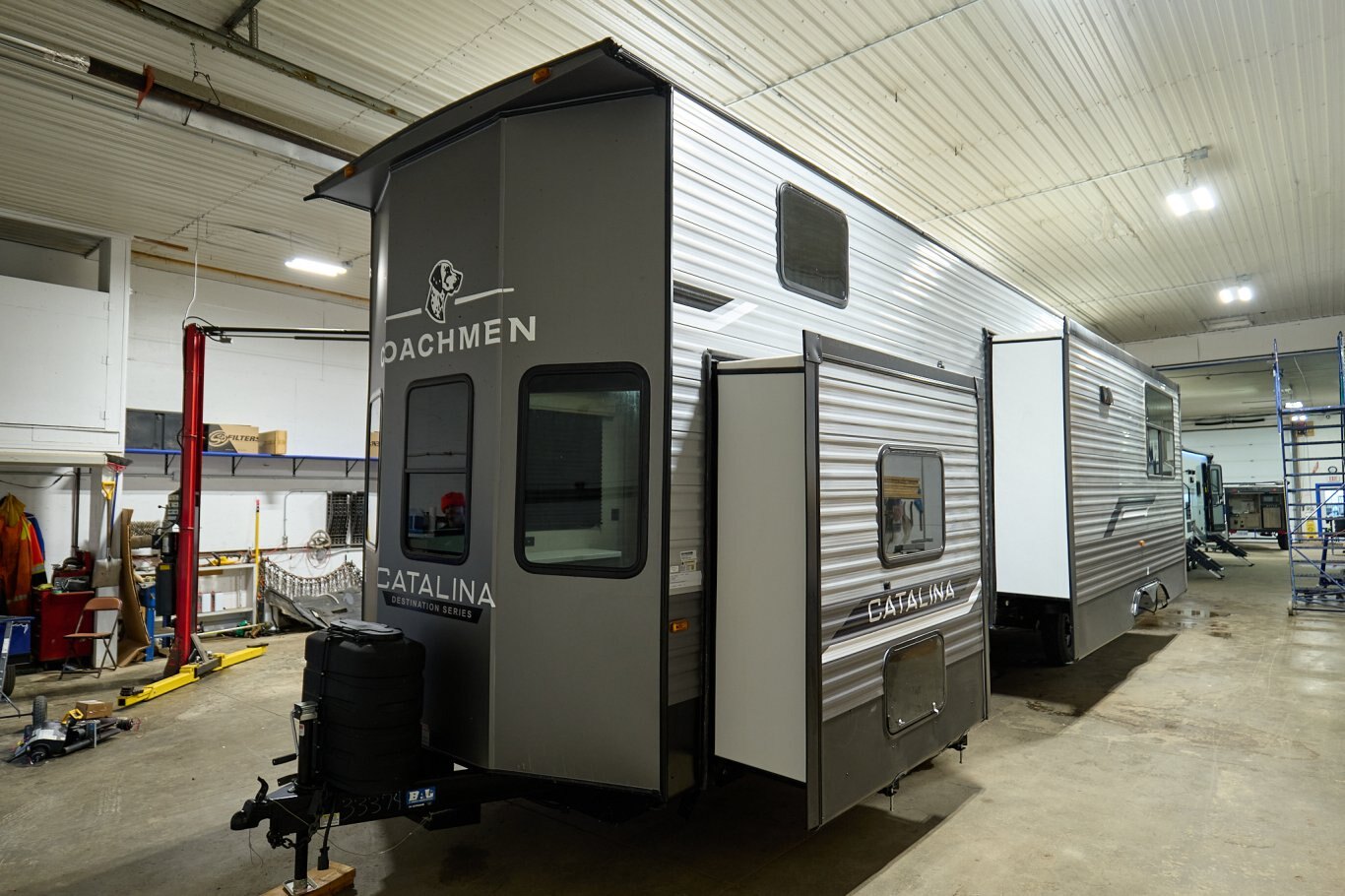 2025 COACHMEN CATALINA 42CONDO