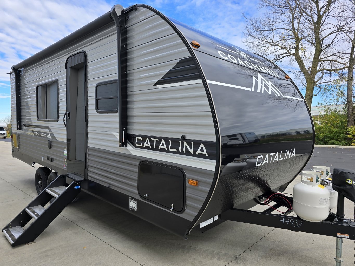 2025 Coachmen Catalina Summit Series 8 211BH