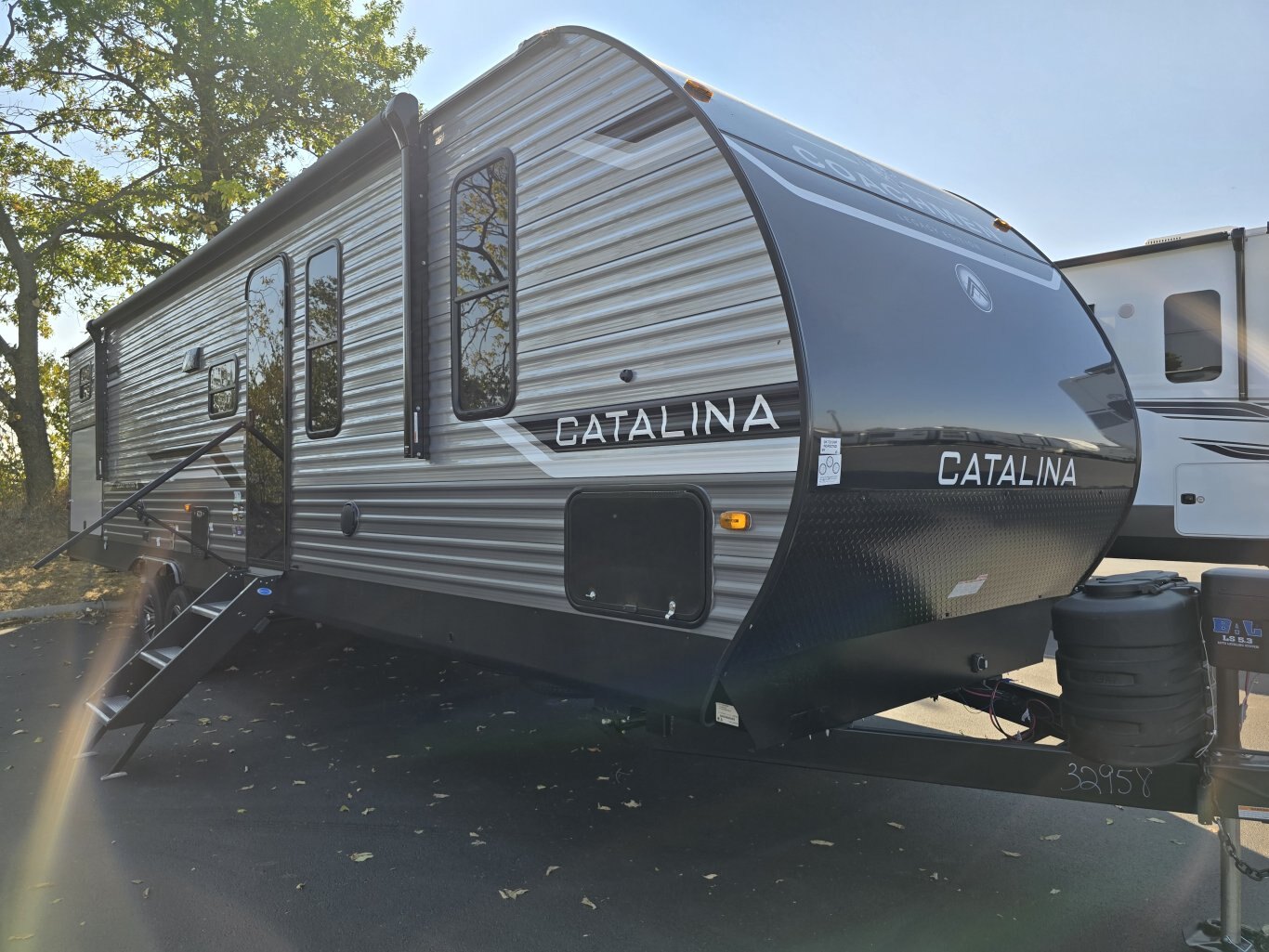 2025 Coachmen Catalina Legacy Edition 343BHTS