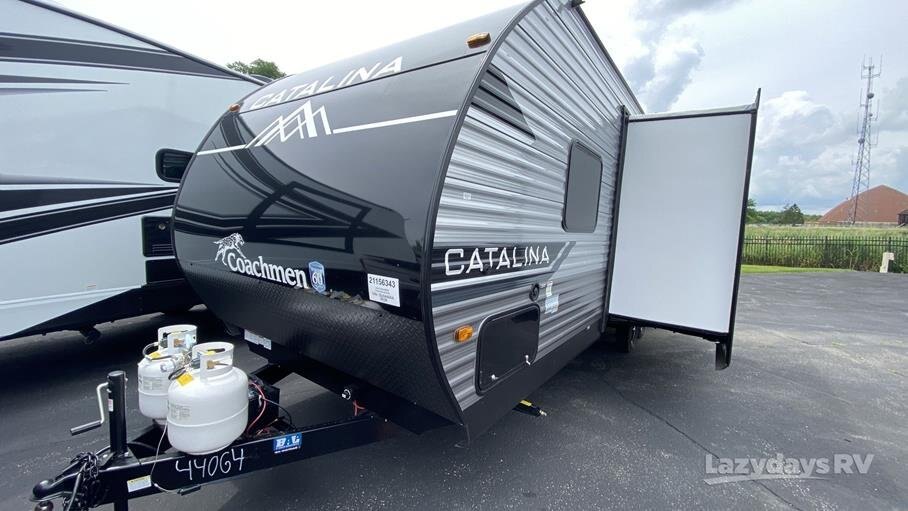 Catalina Summit Series 8 261BHS Coachmen