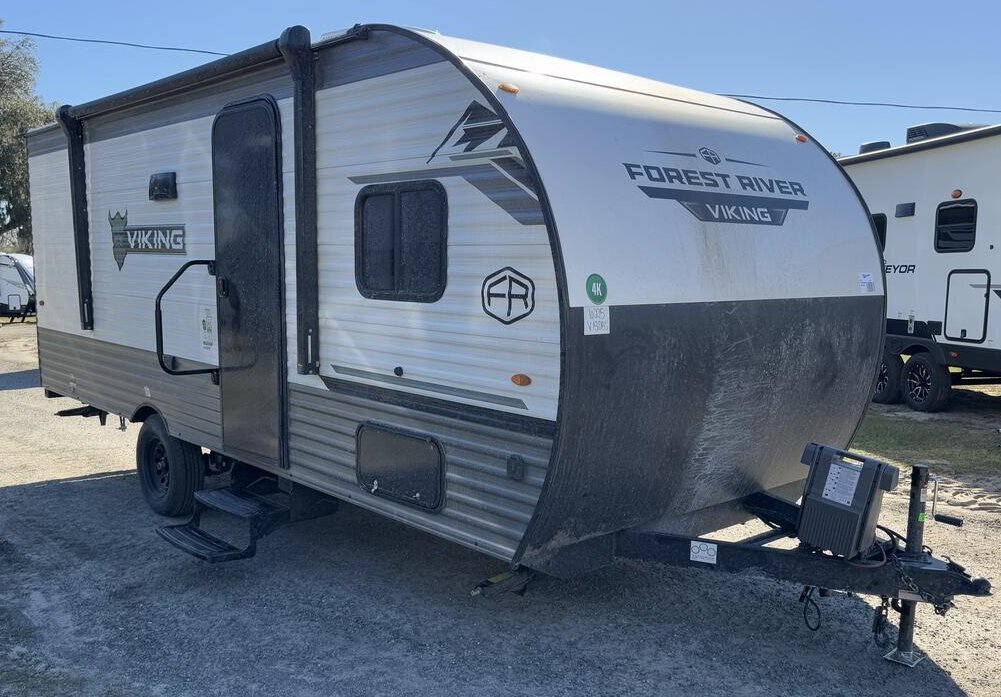 2025 Coachmen Viking 4k 18DBS