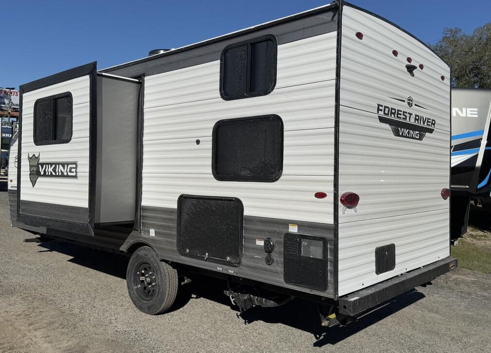 2025 Coachmen Viking 4k 18DBS