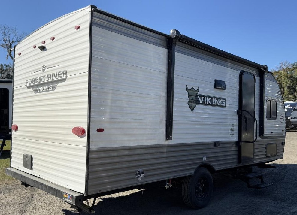 2025 Coachmen Viking 4k 18DBS