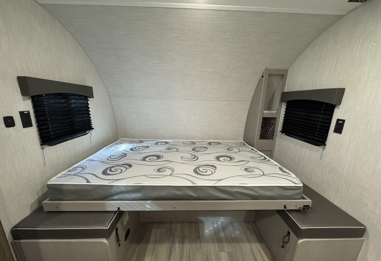 2025 Coachmen Viking 4k 18DBS