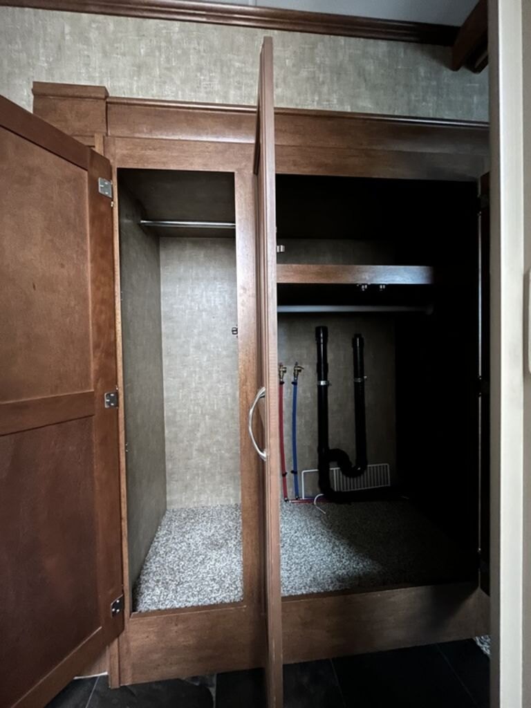 2015 KZ RV D296RL