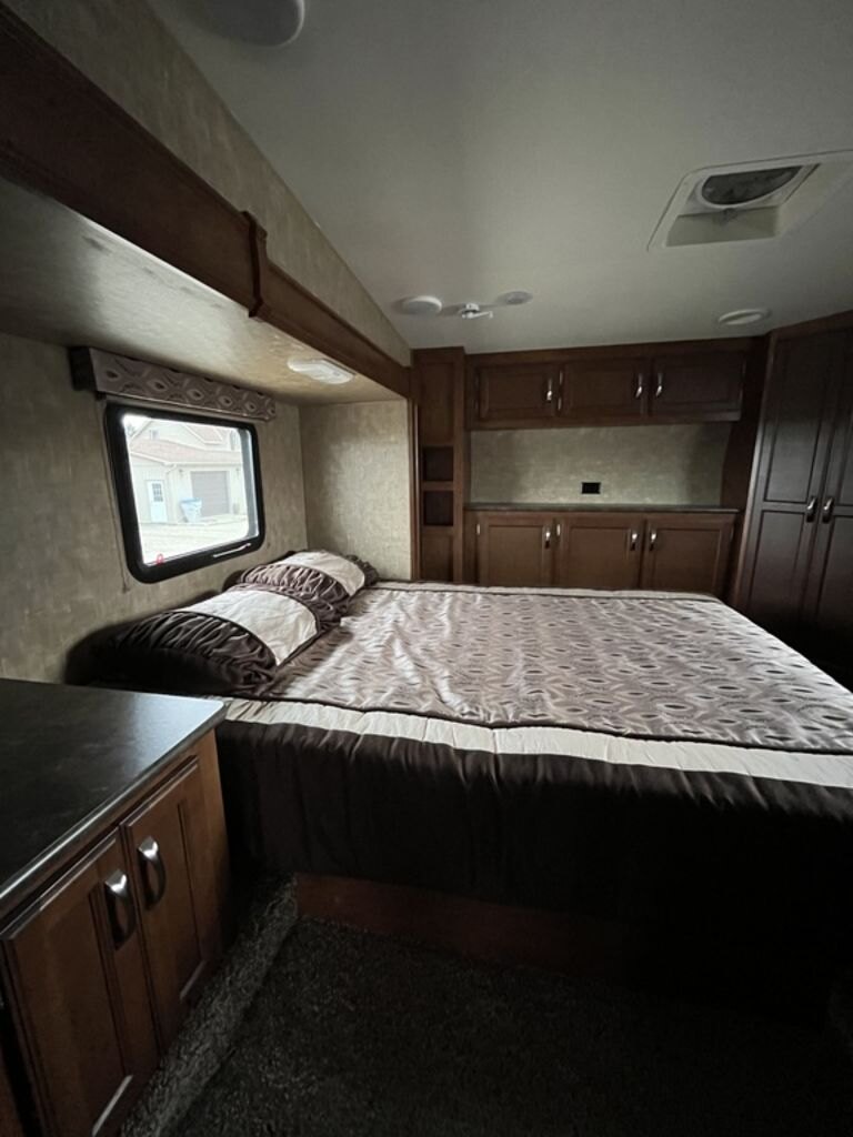 2015 KZ RV D296RL