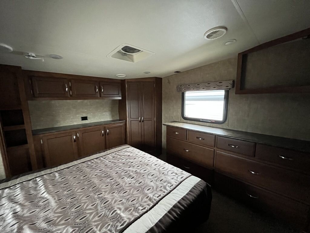 2015 KZ RV D296RL