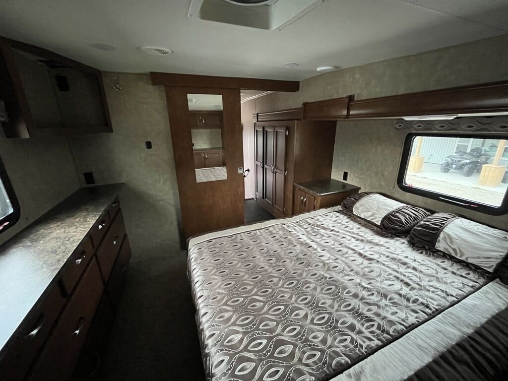 2015 KZ RV D296RL