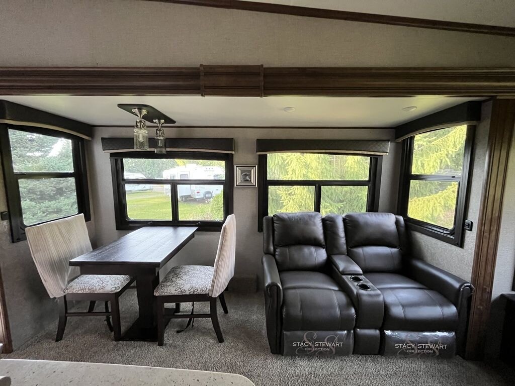 2019 Jayco Eagle Fifth Wheels 321RSTS