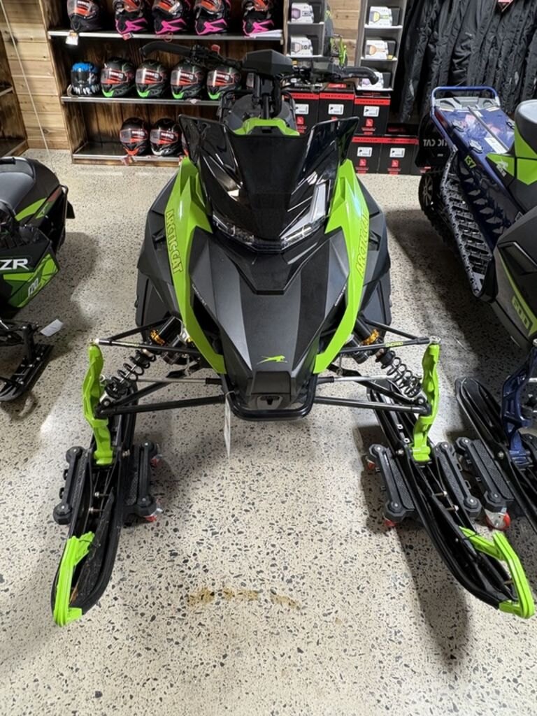 2025 Polaris 550 INDY Sport