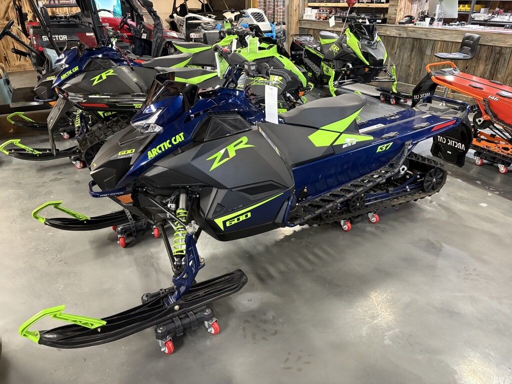 2025 Arctic Cat ZR 600 With ATAC 137/1.25 First Edition