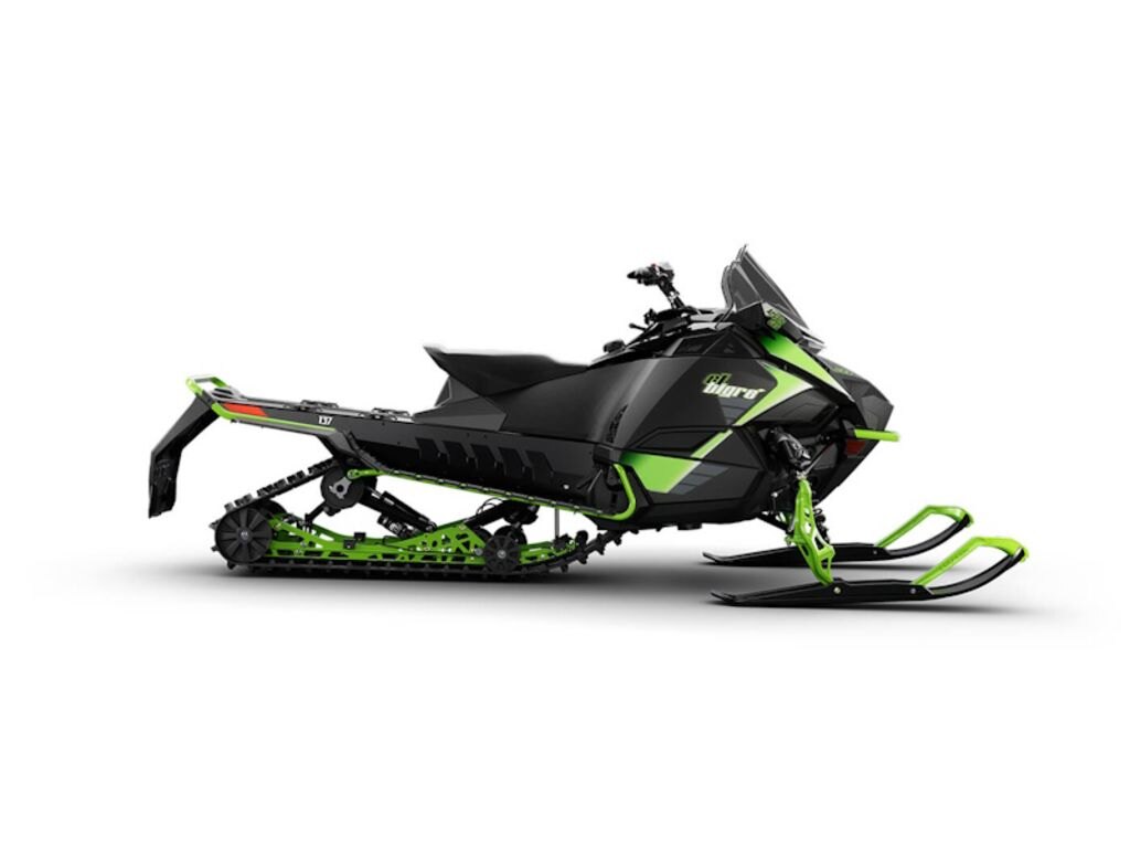 2027 Polaris 850 INDY XC 137 7S Gloss Black