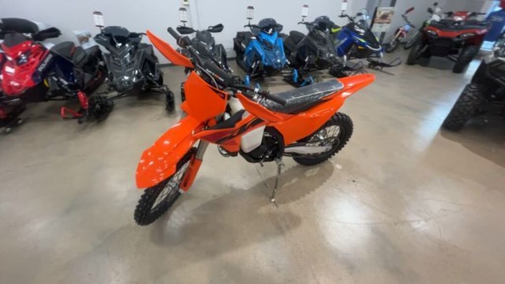 2025 KTM 125 XC