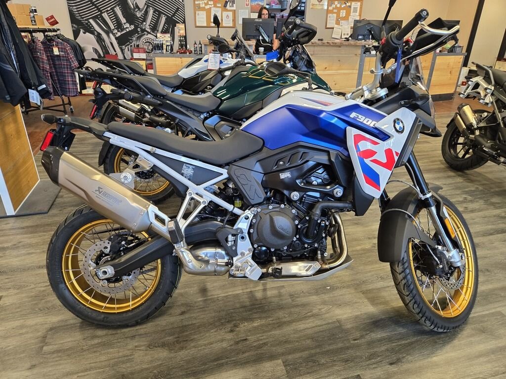 2026 BMW S 1000 RR Blackstorm metallic