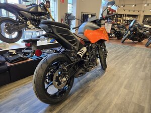 2024 KTM 250 Duke