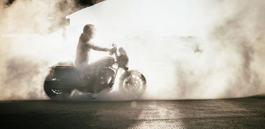 2025 Indian Chief Dark Horse Sunset Red Smoke