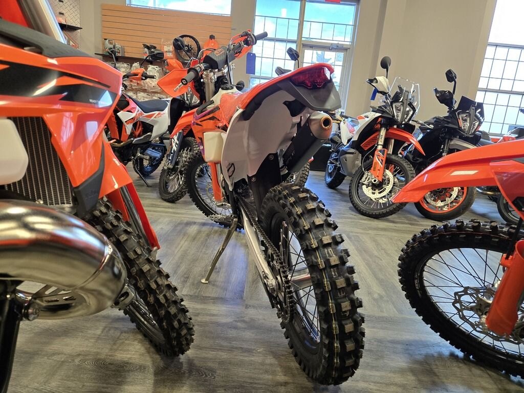 2024 KTM 250 Duke