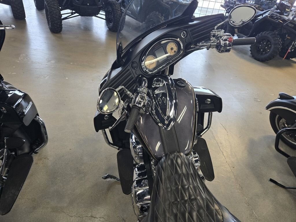 2016 Indian Motorcycle Roadmaster Steel Gray and Thunder Black