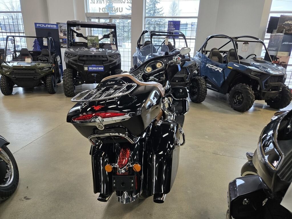 2015 Indian Motorcycle Roadmaster Thunder Black