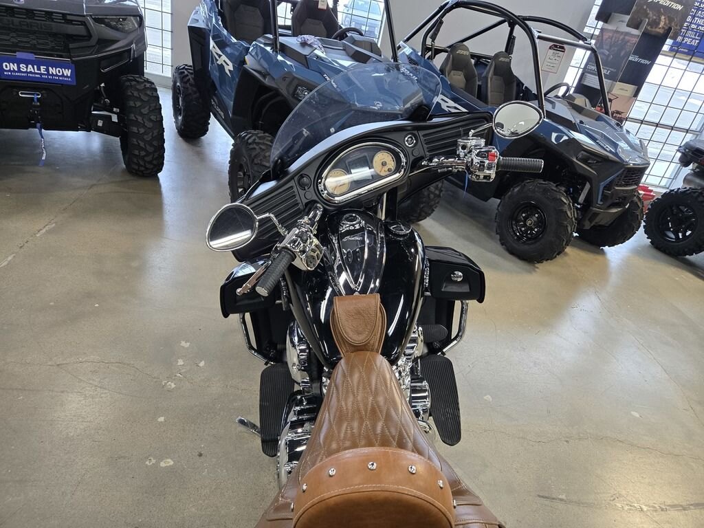 2015 Indian Motorcycle Roadmaster Thunder Black