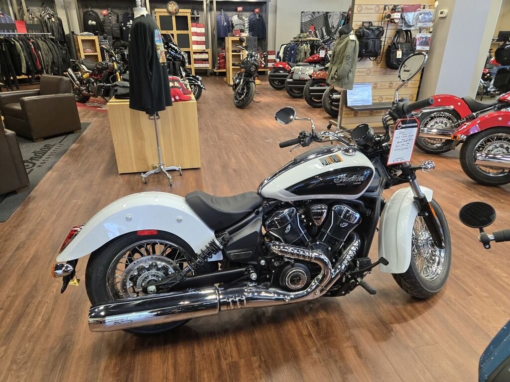 2025 Indian Motorcycle Scout Classic Limited +Tech Ghost White Metallic